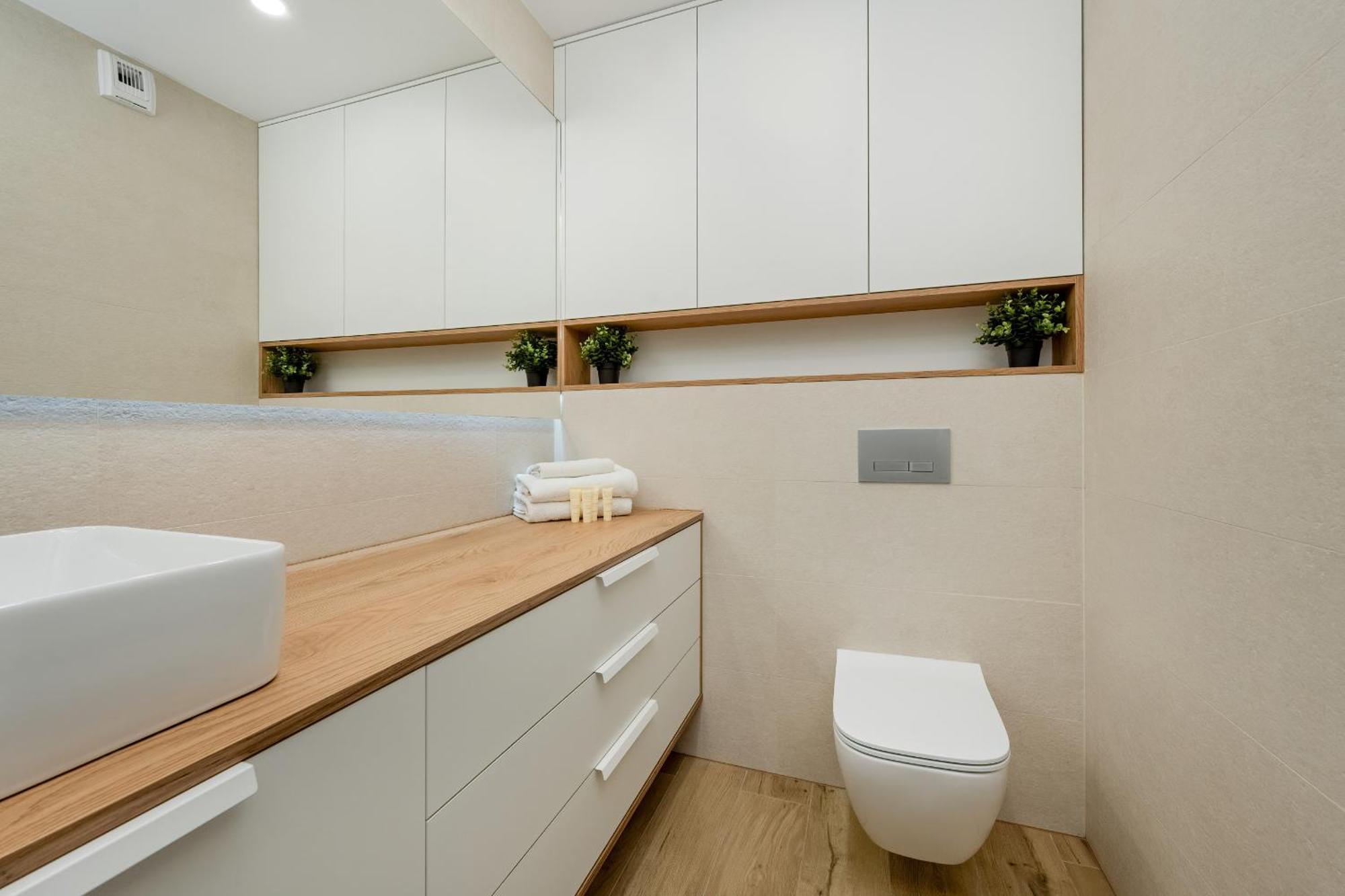 Piekny Wichrowa - 2 Sypialnie Free Garage By Renters Apartmán