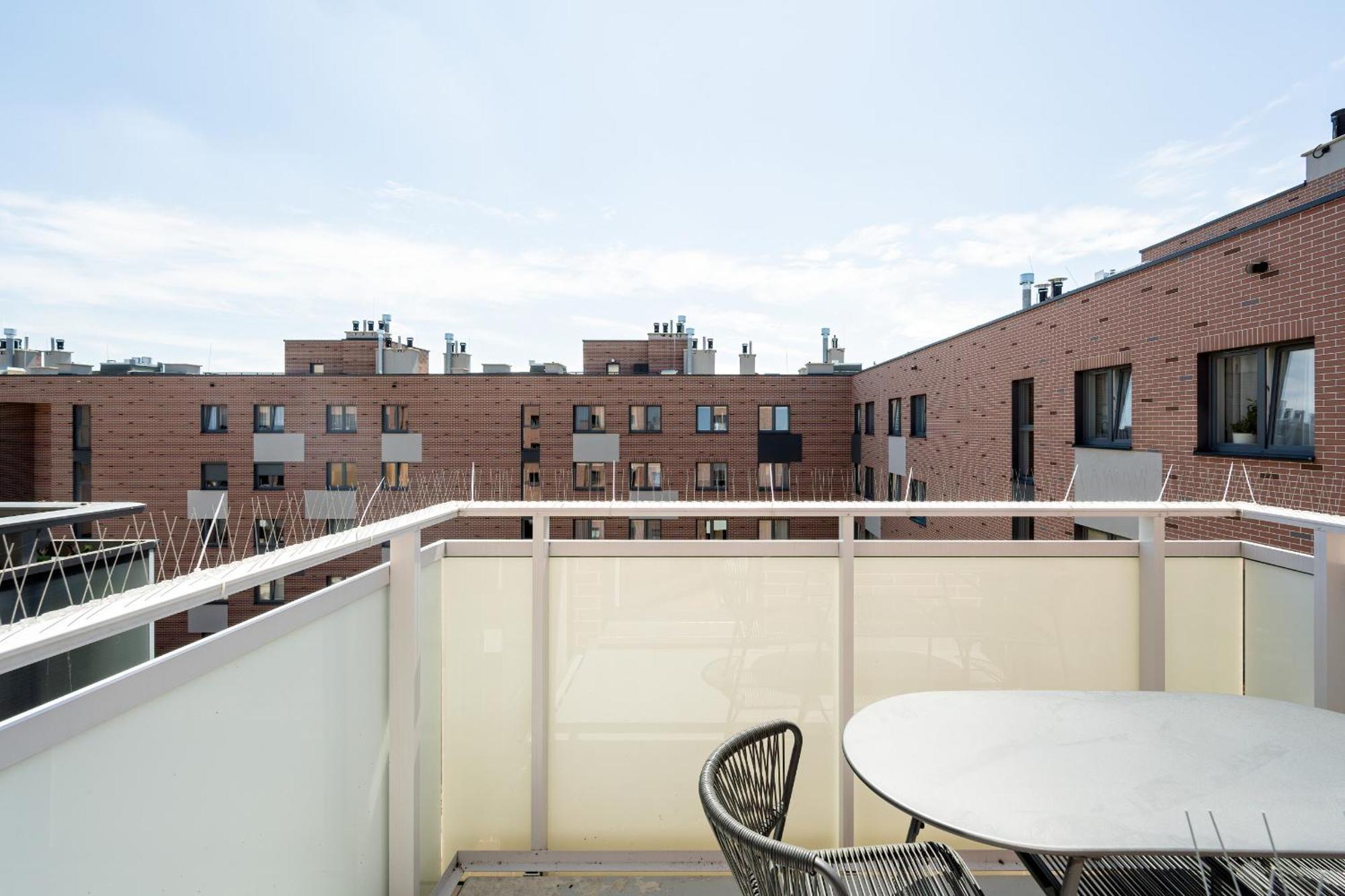 Apartment Piekny Wichrowa - 2 Sypialnie Free Garage By Renters Wroclaw